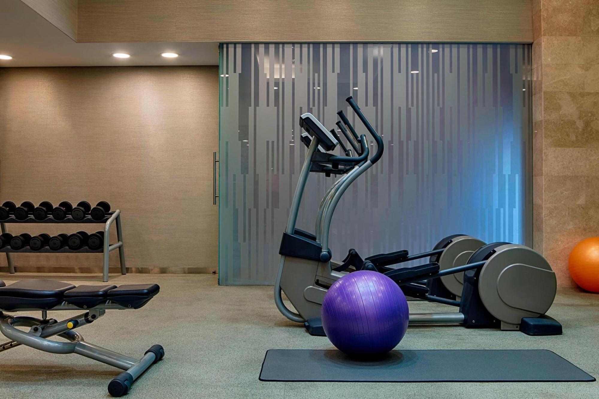 Hotel Le Meridien Centre Bahrain