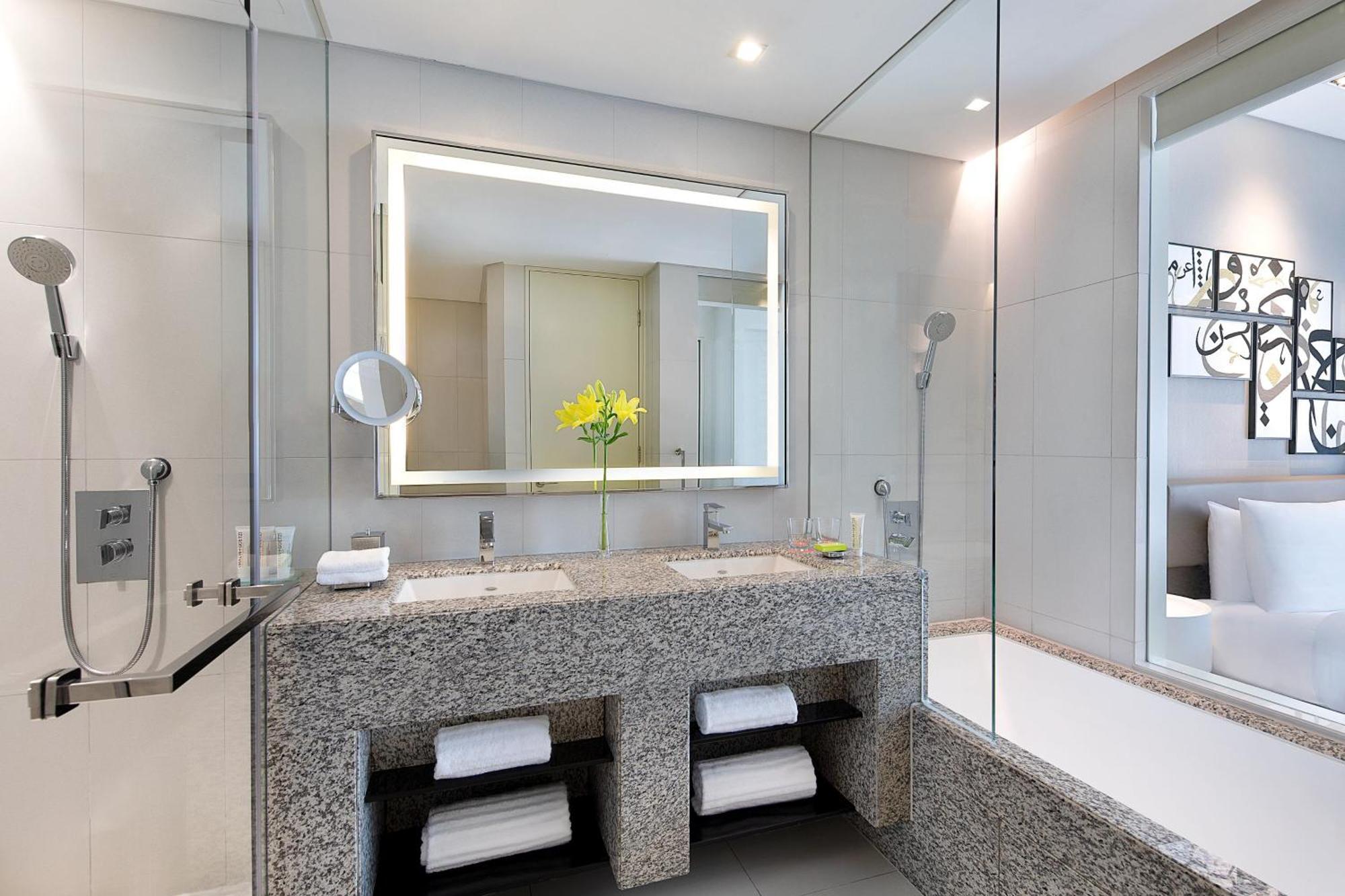 Le Meridien Centre Bahrain 5*