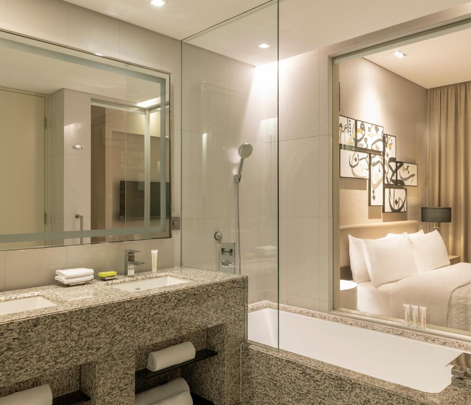Hotel Le Meridien Centre Bahrain 5*