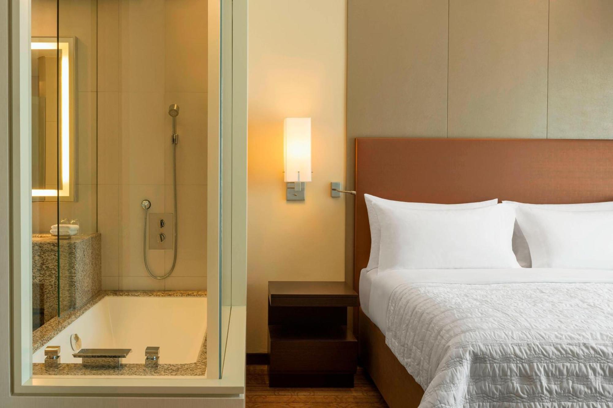 Le Meridien Centre Bahrain 5* Manama