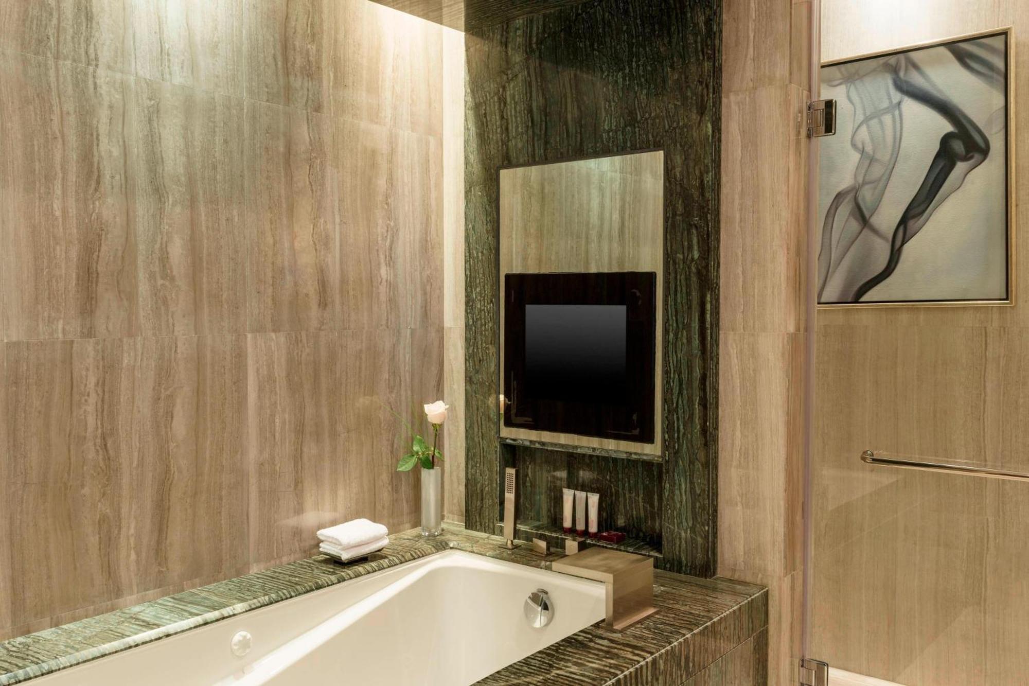Le Meridien Centre Bahrain Manama