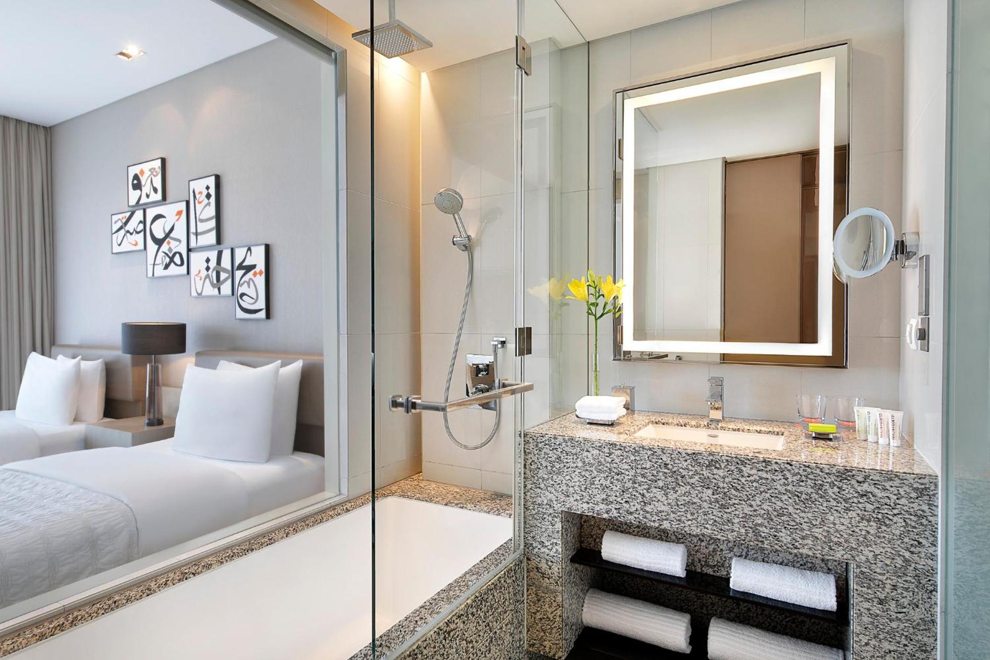 Le Meridien Centre Bahrain 5*